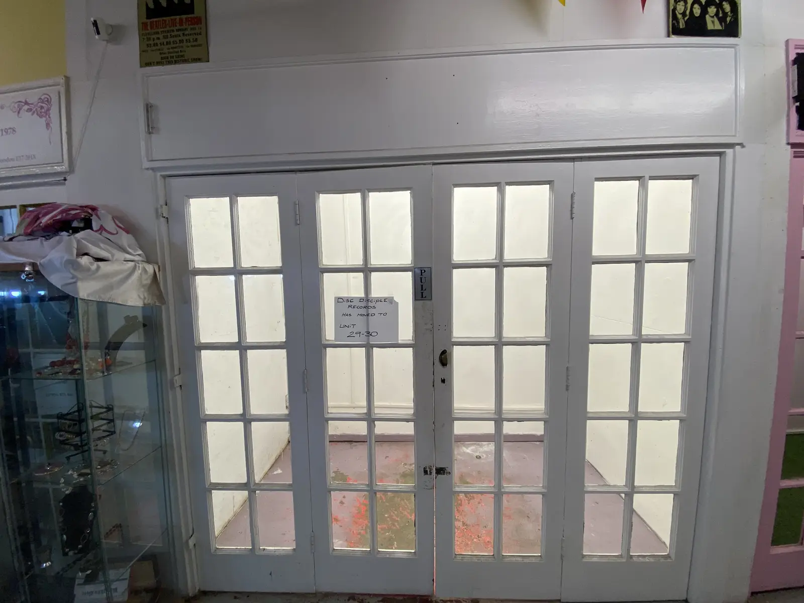Commercial property, Unit M4, 102A Wood Street, photograph