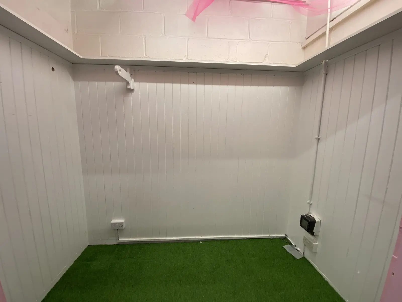 Commercial property, Unit M5, 102A Wood Street, photograph 4