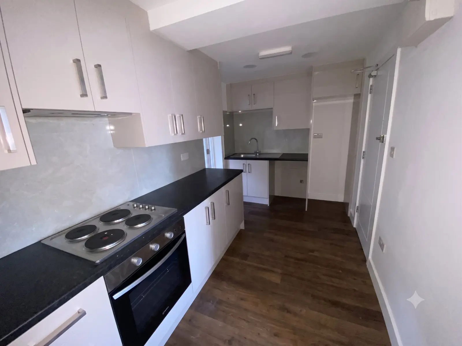 1-bed Flat apartment, Basement Flat, 83 Mount Pleasant Road, photograph 6