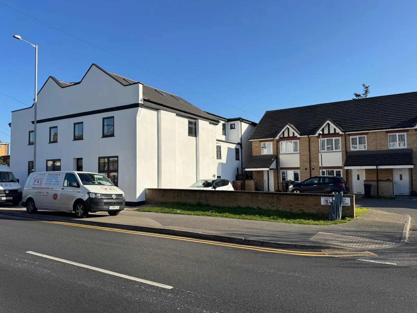 Commercial property, 783 London Road, interior photograph