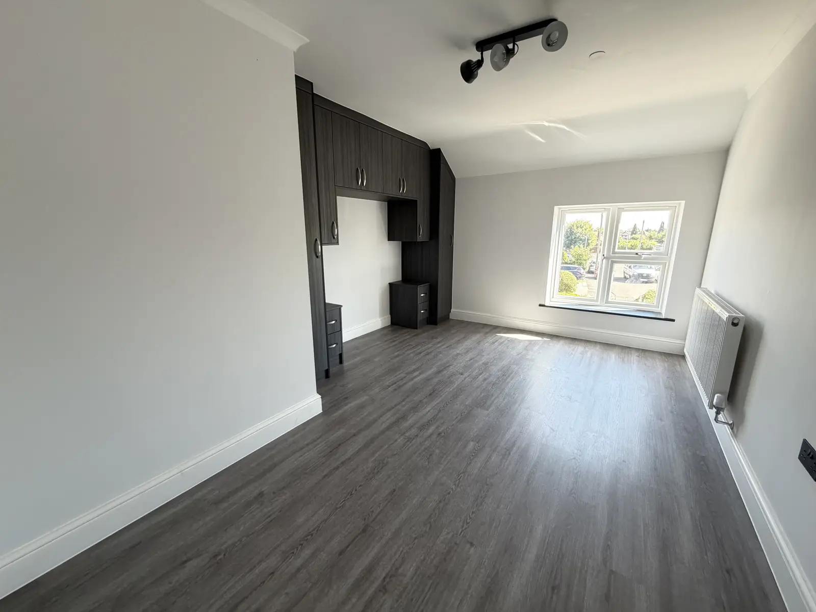 4-bed House, 1 Stokes Cottages, photo: Bedroom 1